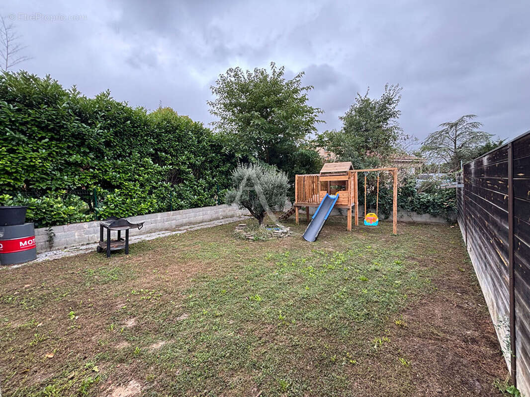 Maison à PENNAUTIER