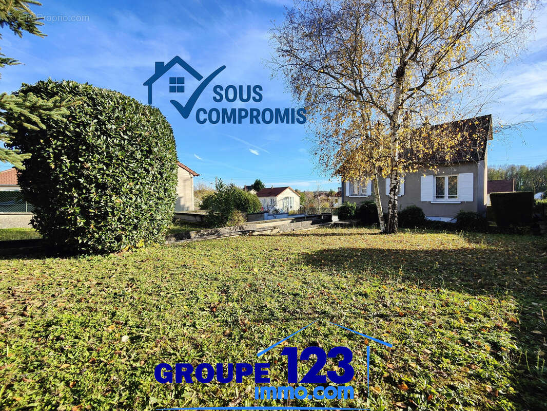 Maison à MIGENNES