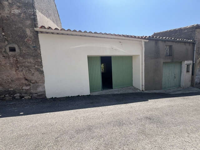 Maison de village avec cour grande terrasse et garage - photo 24