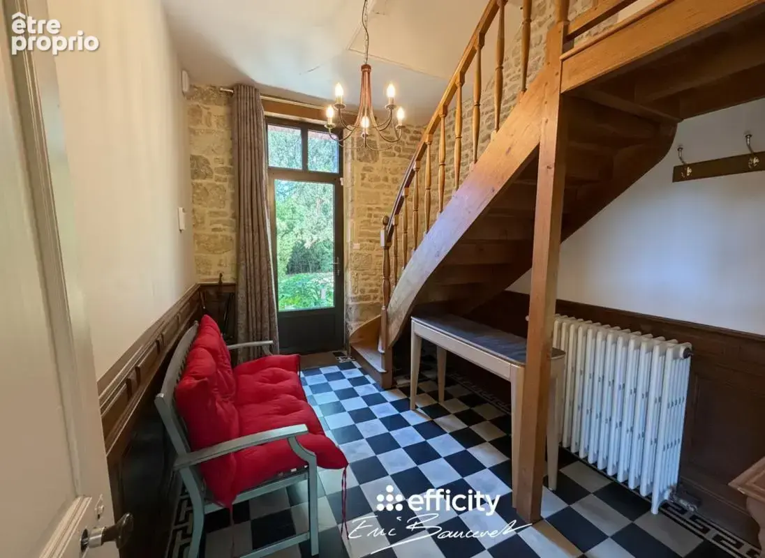 Maison 7 pièces 192 m² à vendre à Brioux-Sur-Boutonne (79170) - photo 4