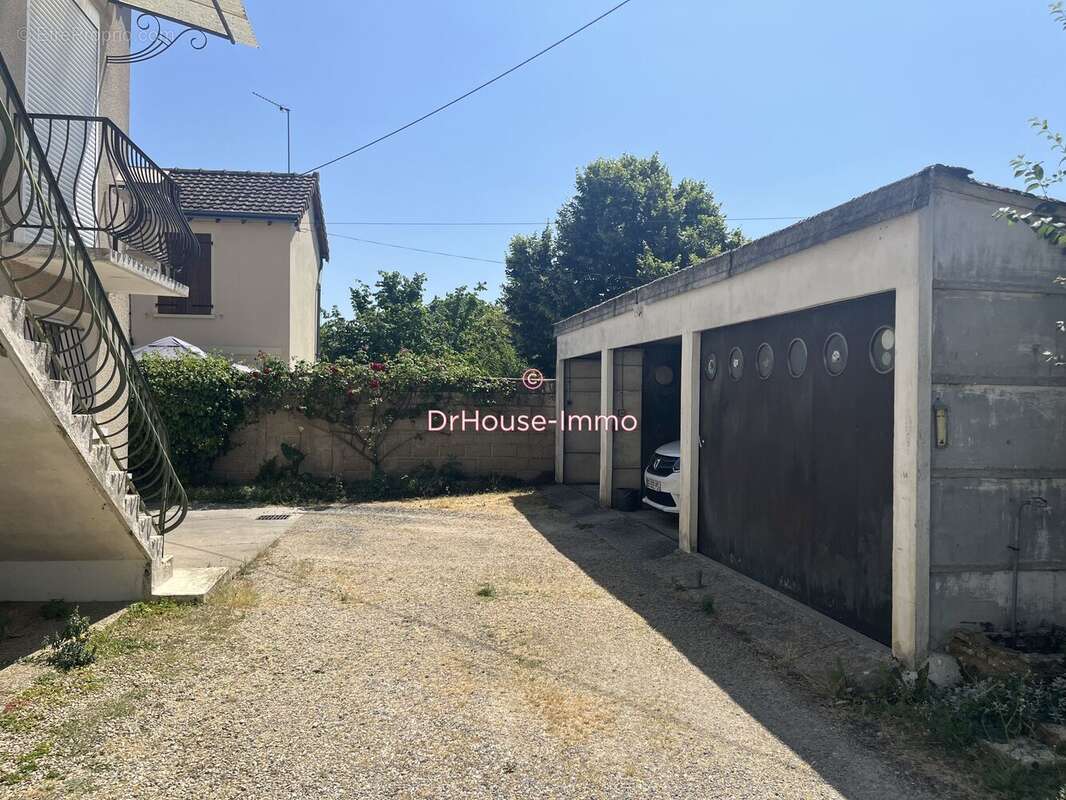 Maison à CHATELLERAULT