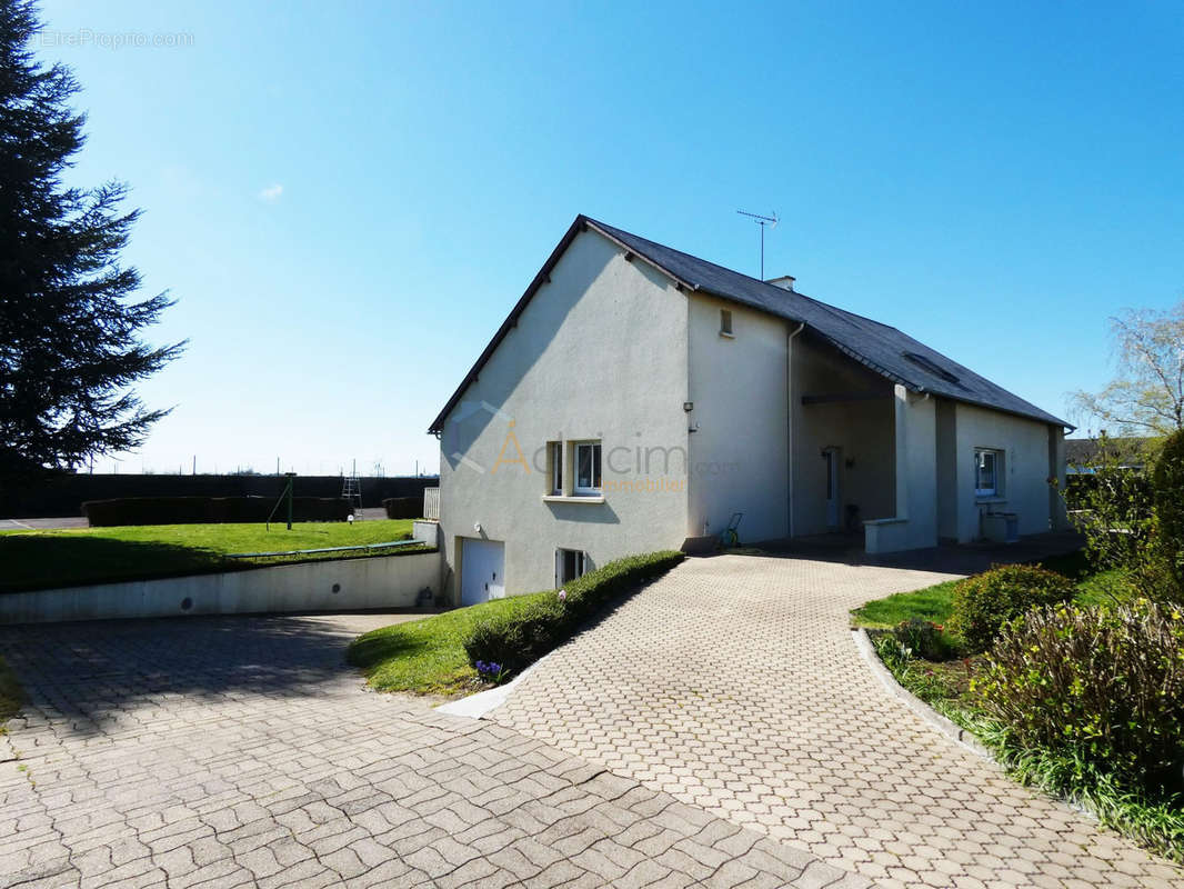 Maison à MEUNG-SUR-LOIRE