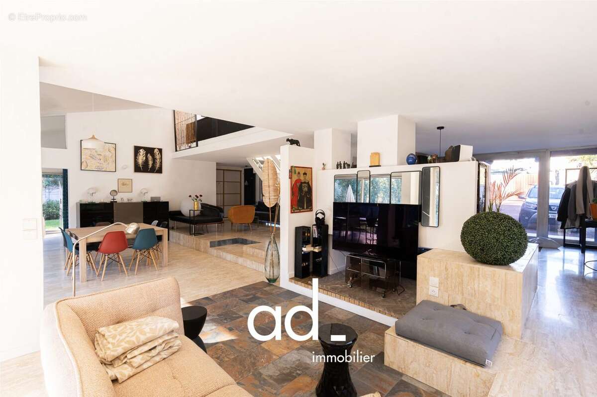 Maison à LA ROCHELLE