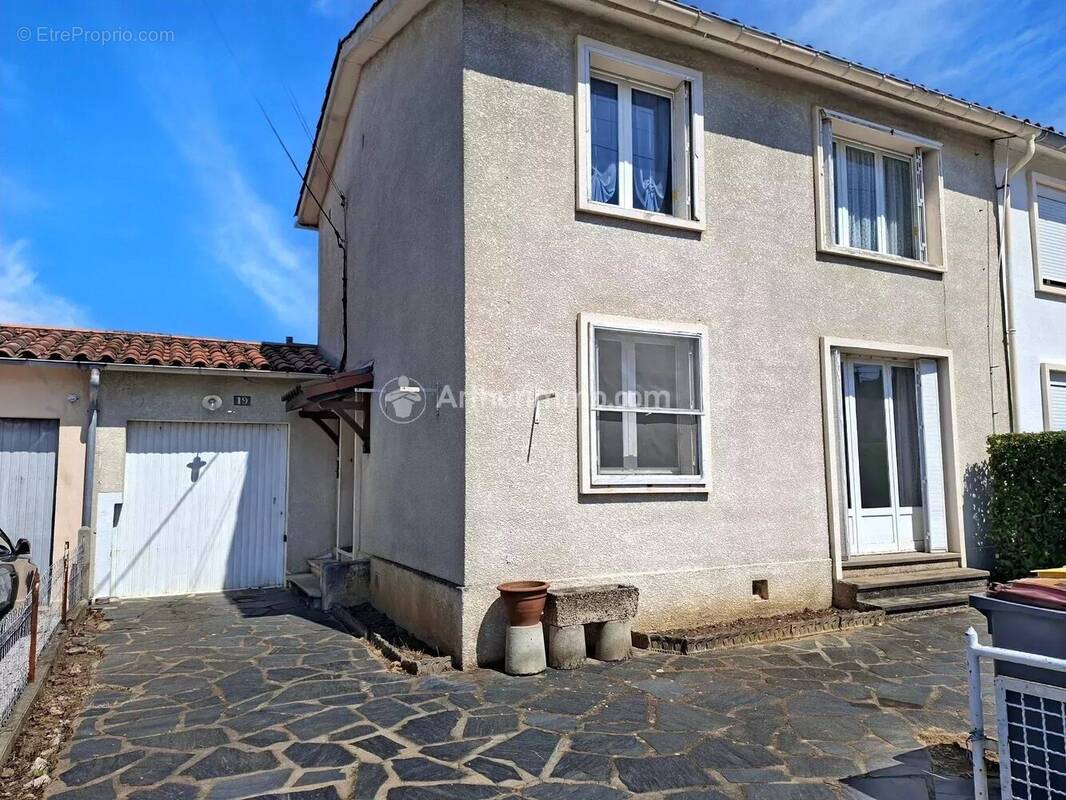Maison à CASTRES