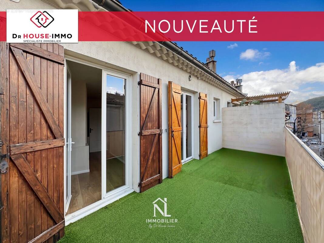 Appartement à CUERS