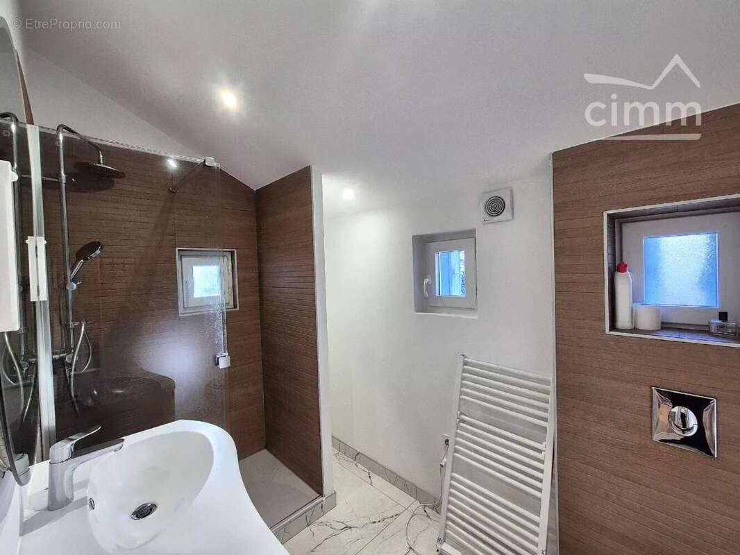 Maison à COUR-CHEVERNY