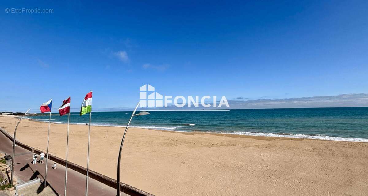 Appartement à COURSEULLES-SUR-MER