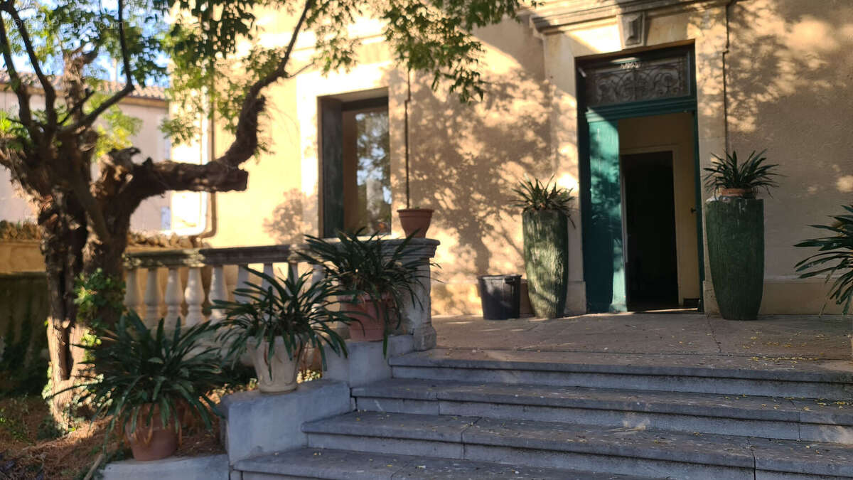 Maison à COURNONSEC