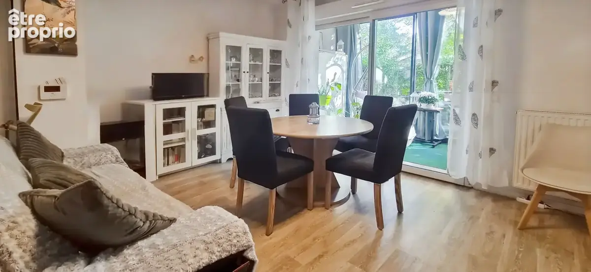 BRUGES 33520 - Appartement T2 avec jardin et place de parking - Résidence Les Senioriales - photo 5