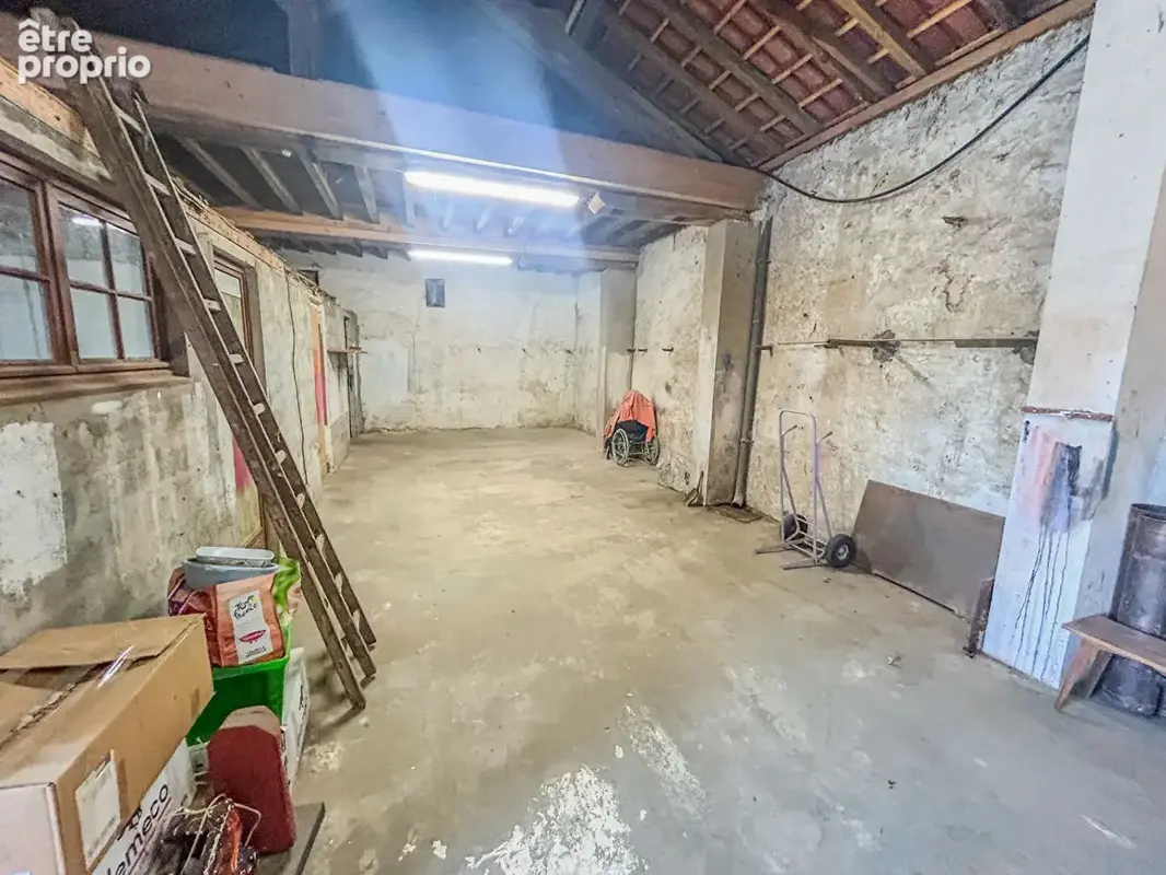 Immeuble à transformer de 190 m2 au sol - photo 4