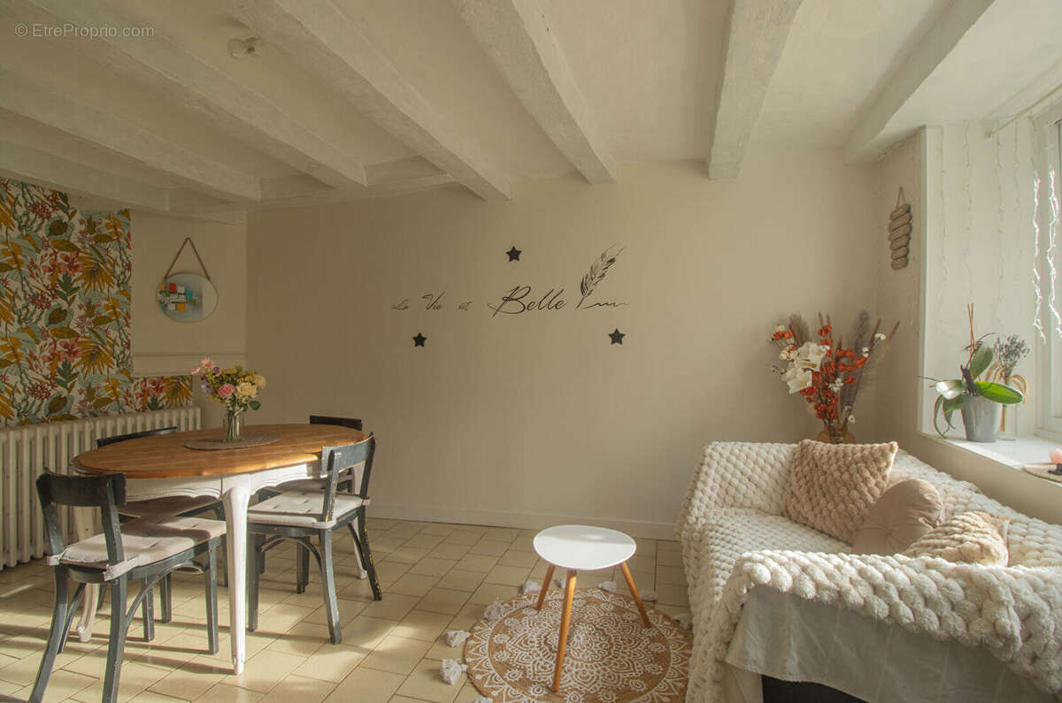 Maison à MURS-ERIGNE