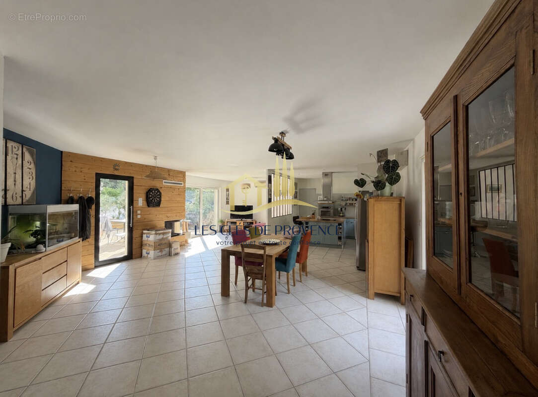 Maison à ROGNAC