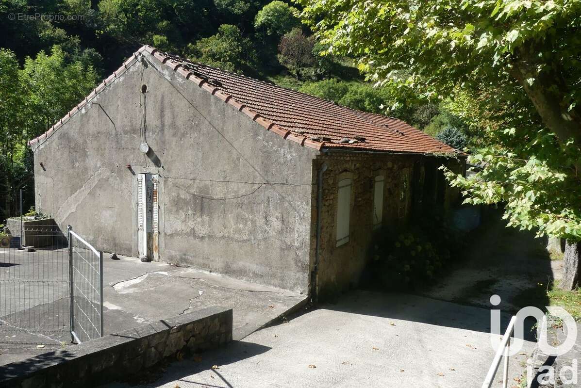 Photo 2 - Maison à BURZET