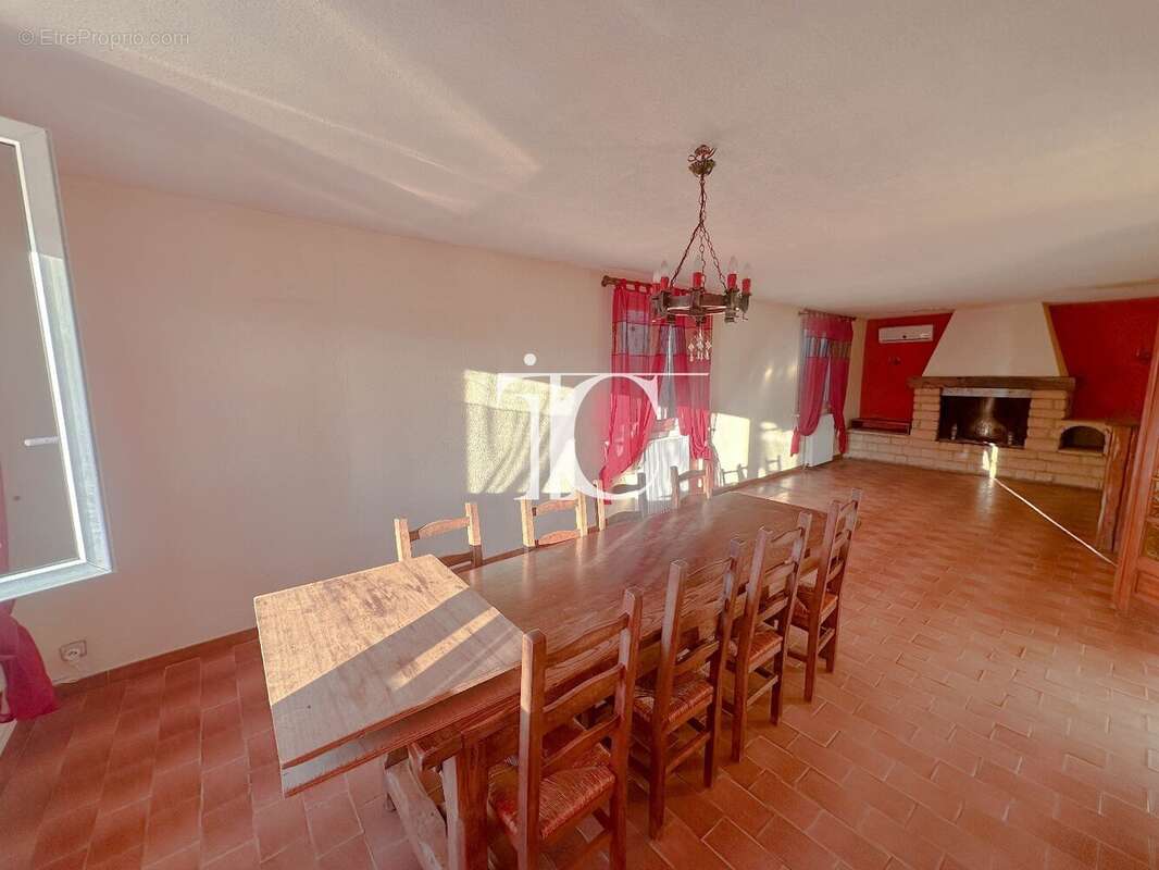 Maison à SAINT-AMBROIX