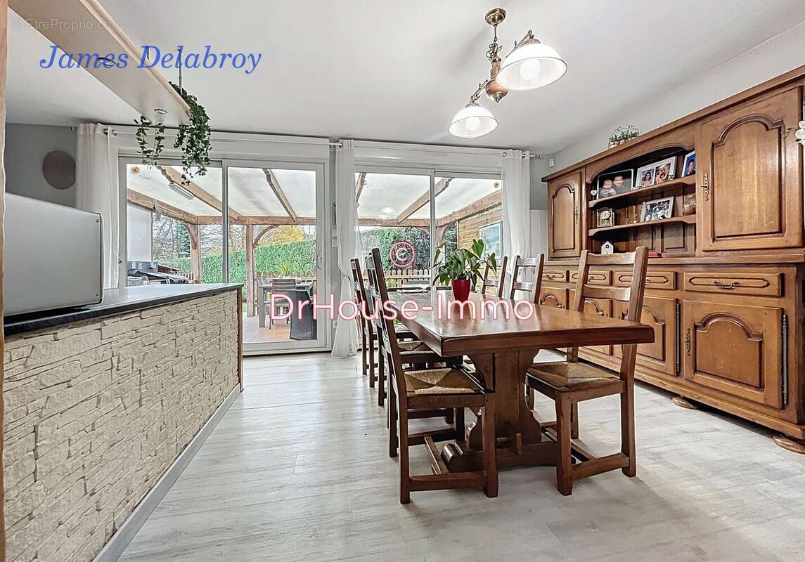 Maison à POIX-DE-PICARDIE