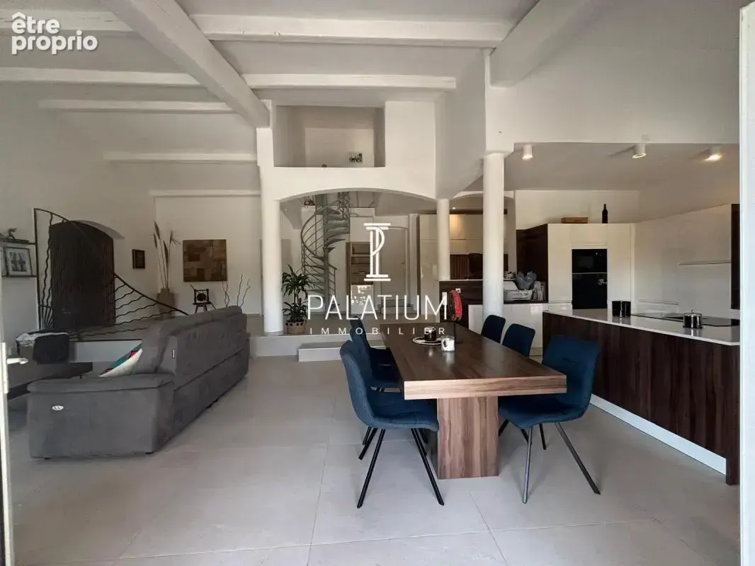 St Raphael Charmante Maison avec piscine 160 m2 - photo 11