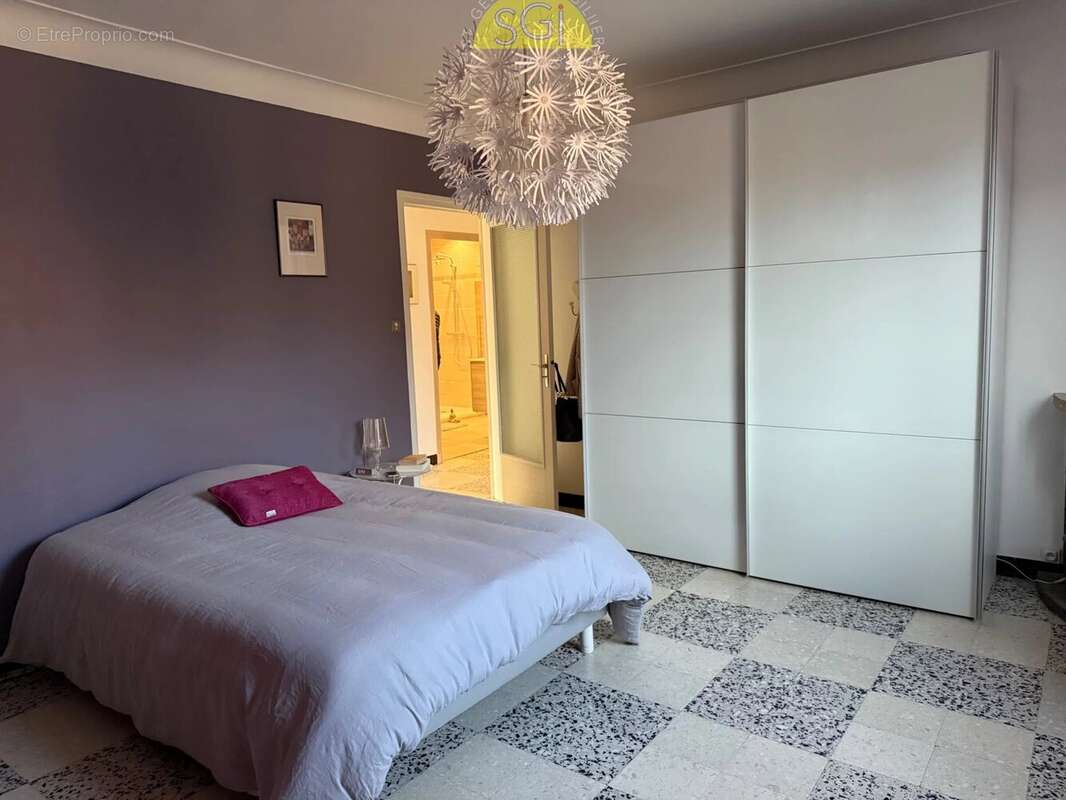 Maison à SAINT-GENIS-DES-FONTAINES