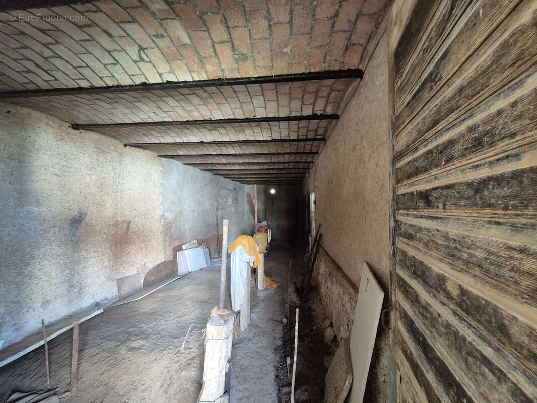 Maison à STEINBRUNN-LE-HAUT