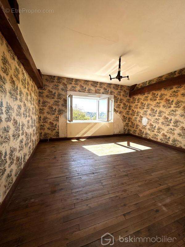 Maison à TAIZE-AIZIE