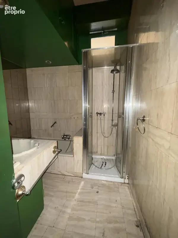 Appartement T3 à rénover avec patio intérieur - photo 10
