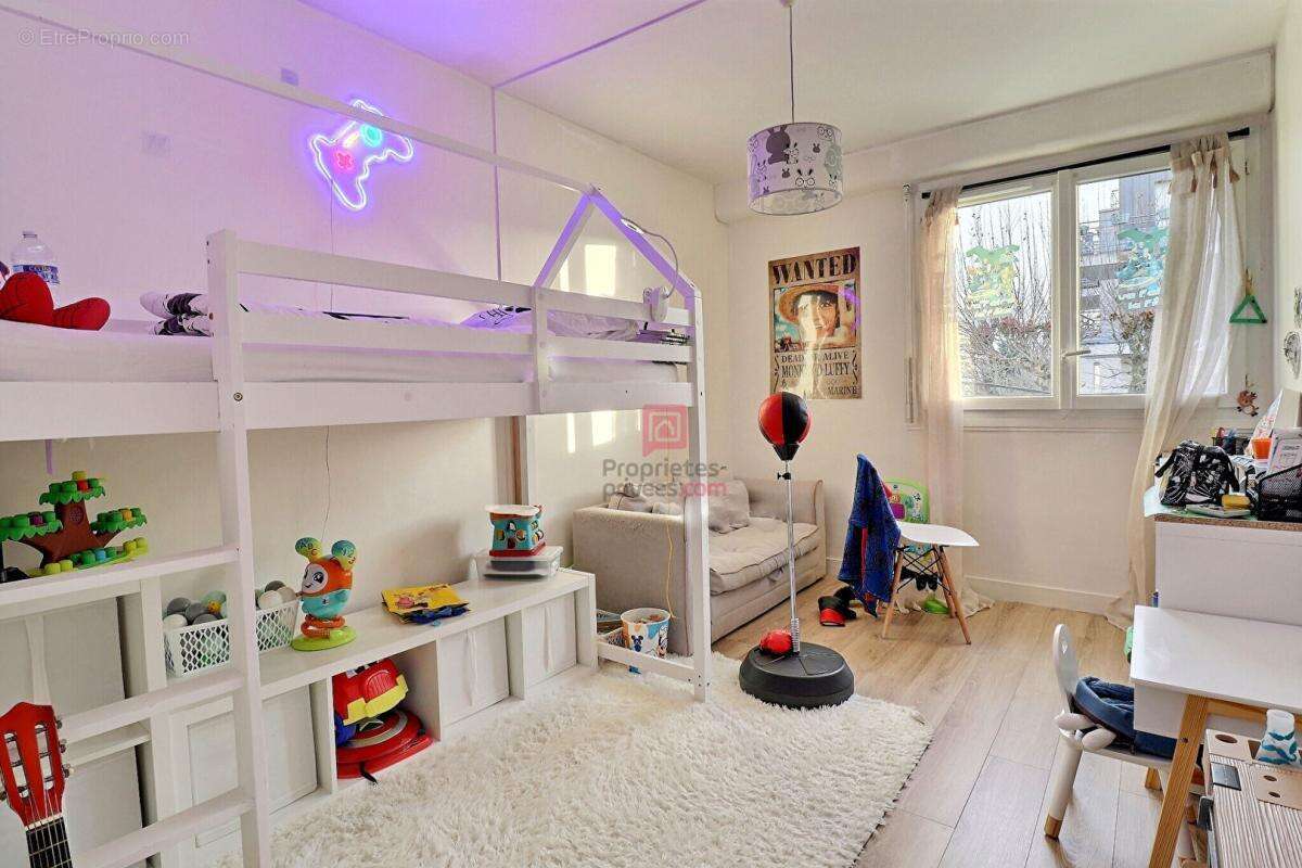 Appartement à SAINT-MICHEL-SUR-ORGE