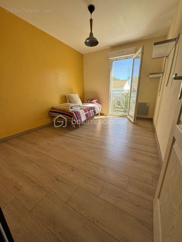 Maison à VILLENEUVE-LES-BEZIERS