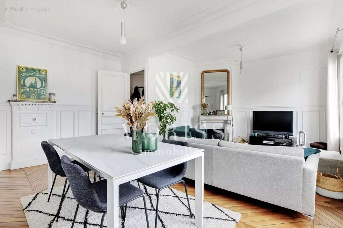 Appartement à PARIS-4E
