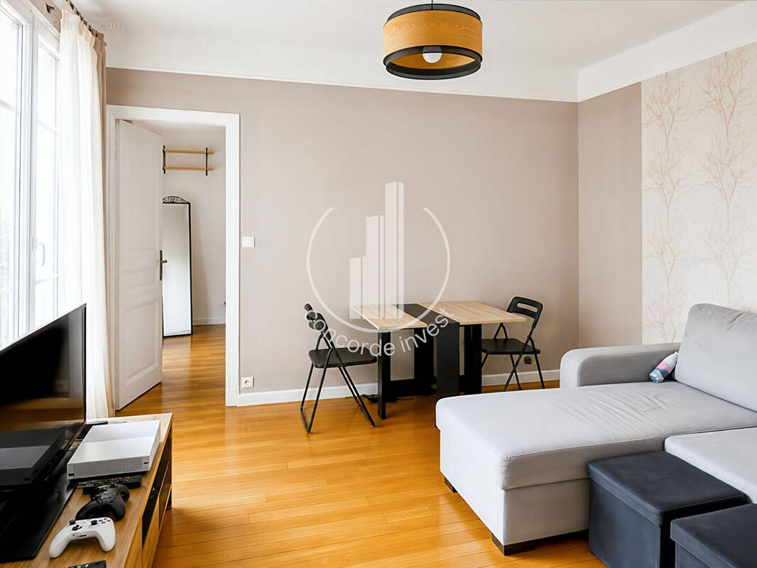 Appartement à ASNIERES-SUR-SEINE
