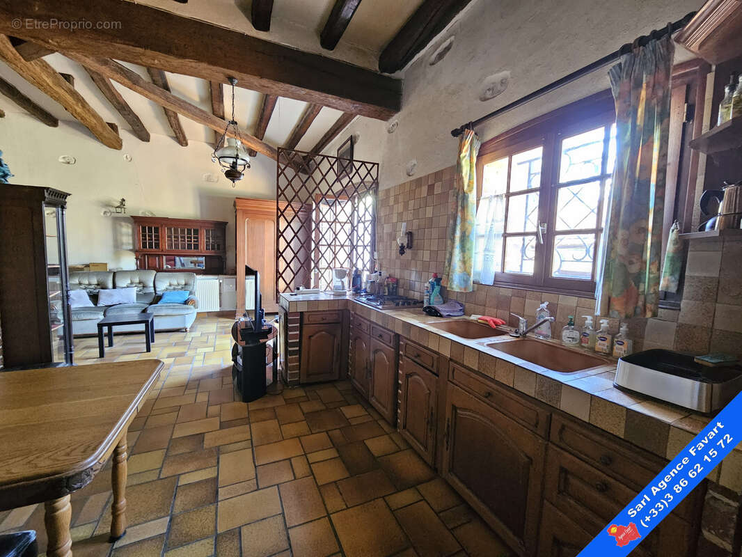 Maison à ARMEAU