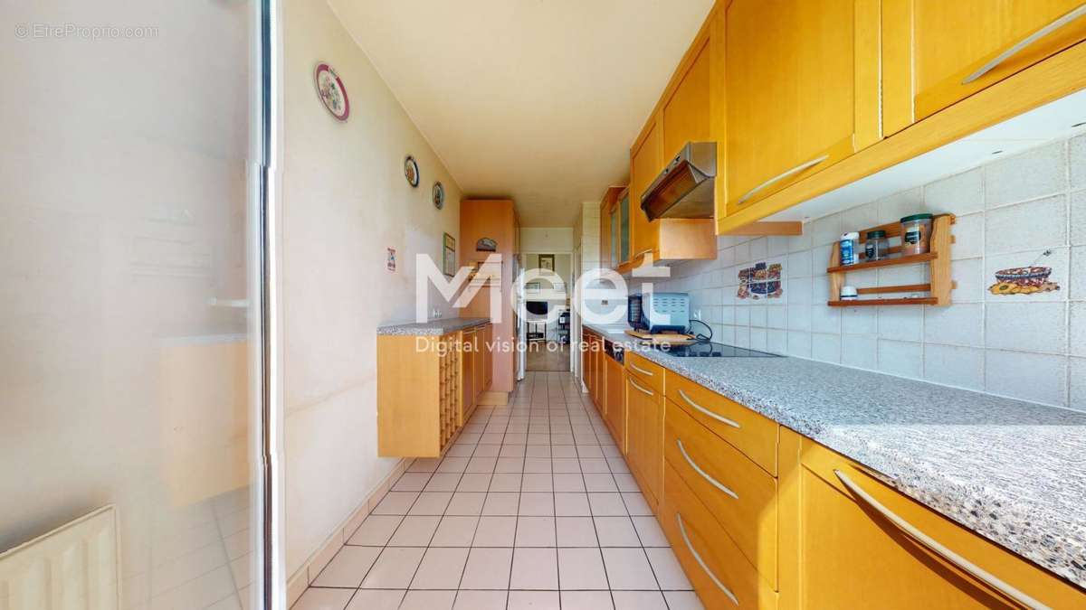 Appartement à LES ULIS