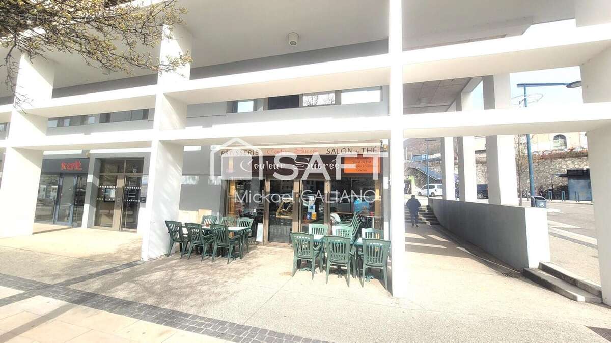 Photo 4 - Commerce à VOIRON