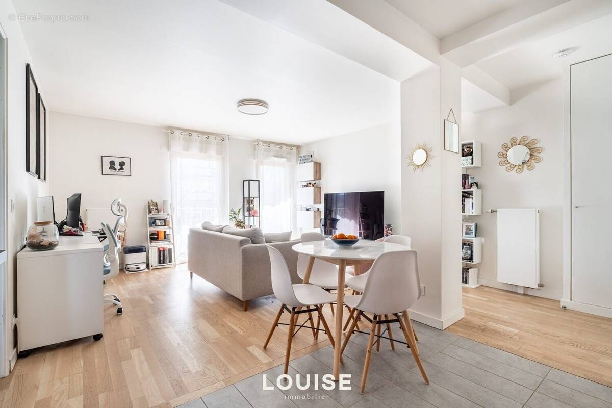 Appartement à VELIZY-VILLACOUBLAY