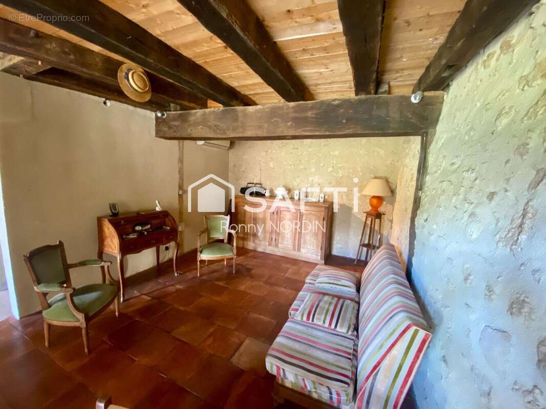 Photo 2 - Maison à PUJOLS