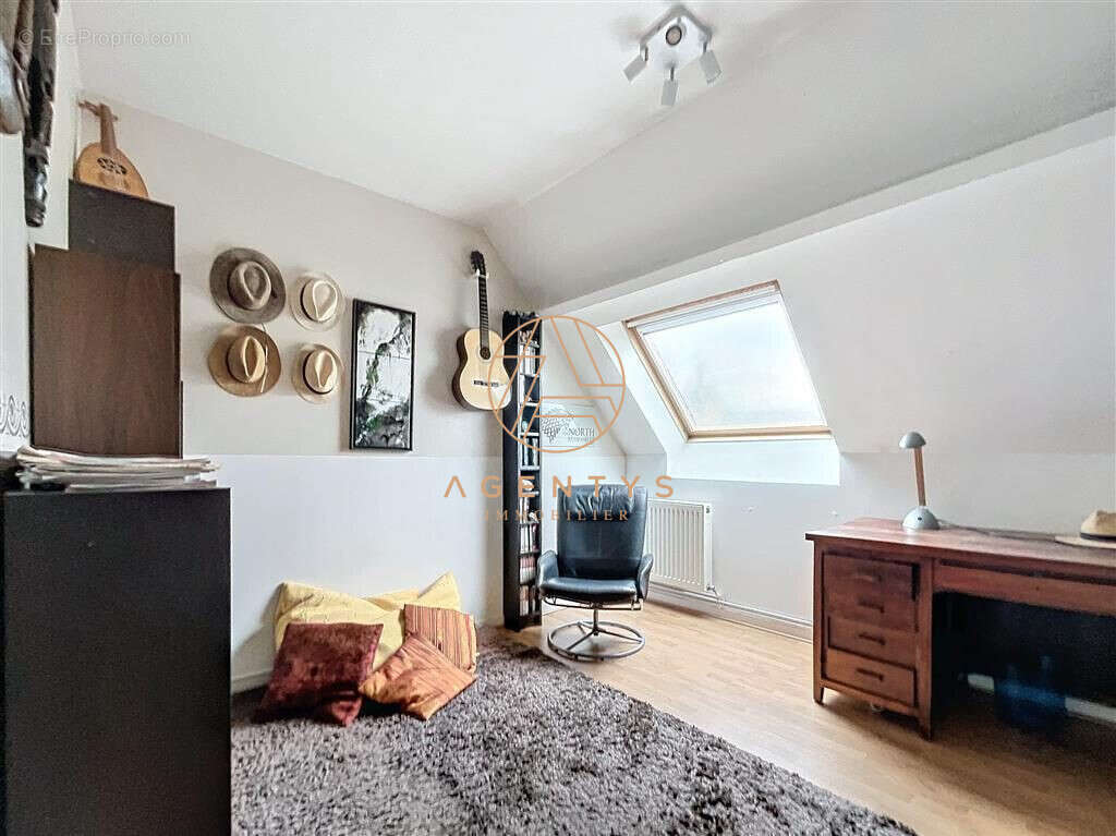 Maison à SAINT-MAUR-DES-FOSSES