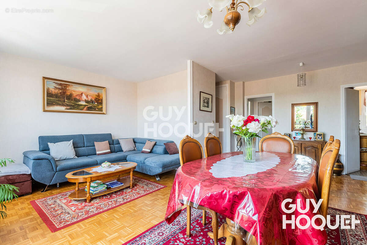 Appartement à ATHIS-MONS