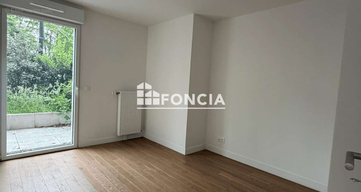 Appartement à SAINT-MAUR-DES-FOSSES