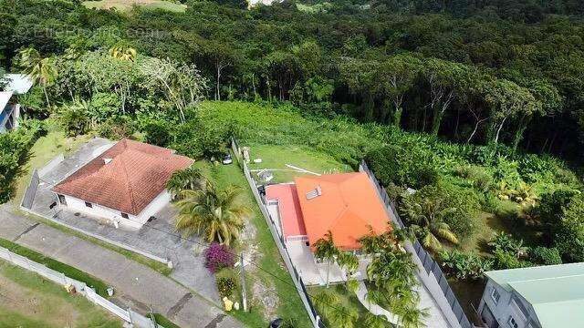 Terrain constructible a riviere-salee - photo 3