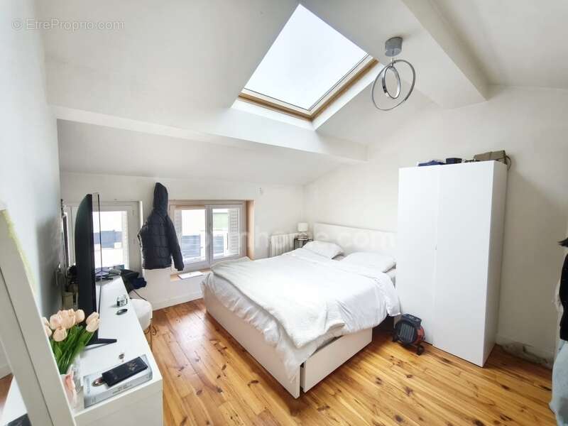 Maison à VAULX-EN-VELIN