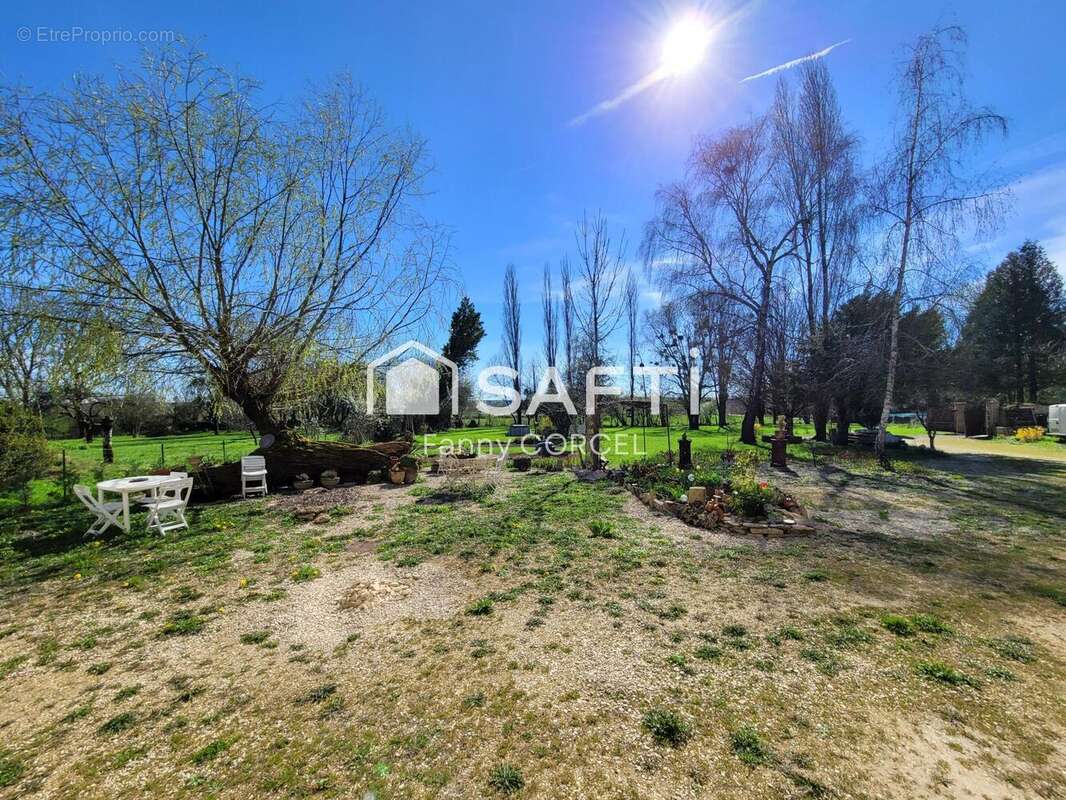 Photo 4 - Maison à COURBAN