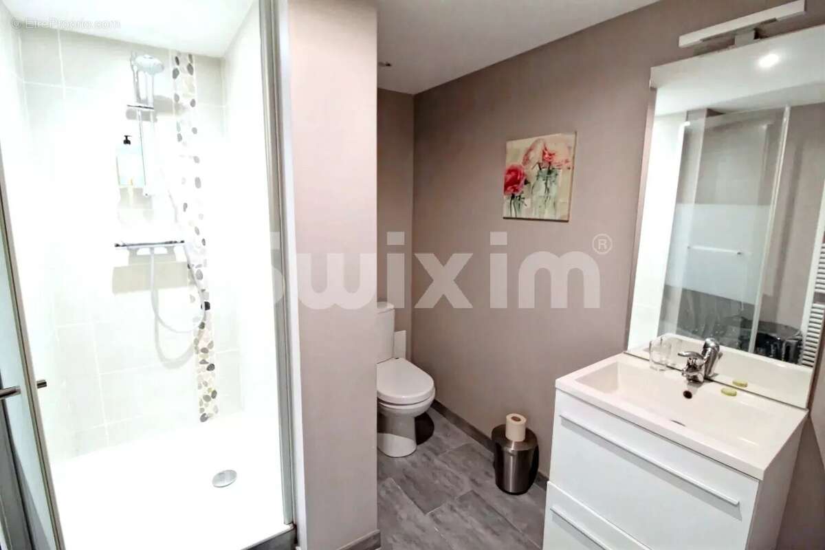 Maison à PUGNY-CHATENOD