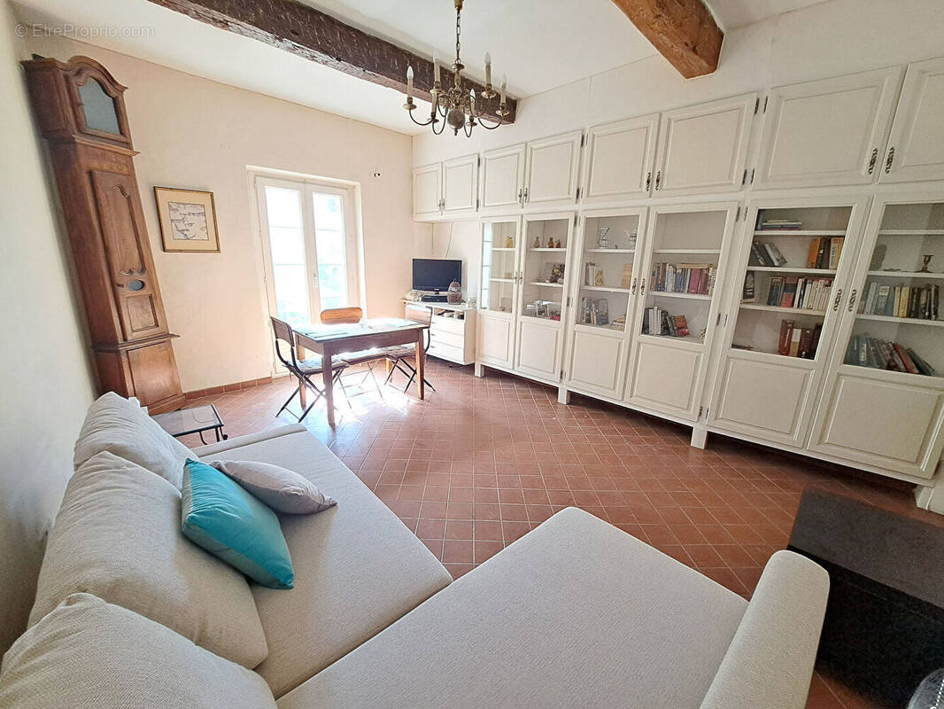 Maison à MALAUCENE
