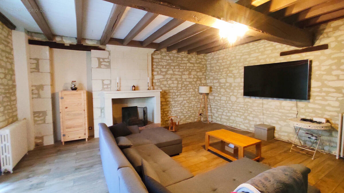 Maison 164m² à saint-gervais-les-trois-clochers - photo 4