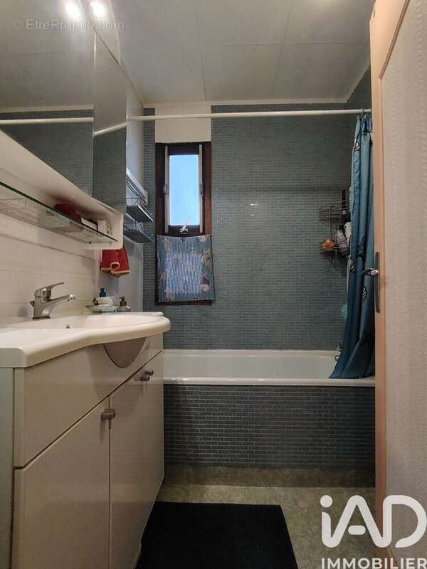 Photo 8 - Appartement à LES ULIS