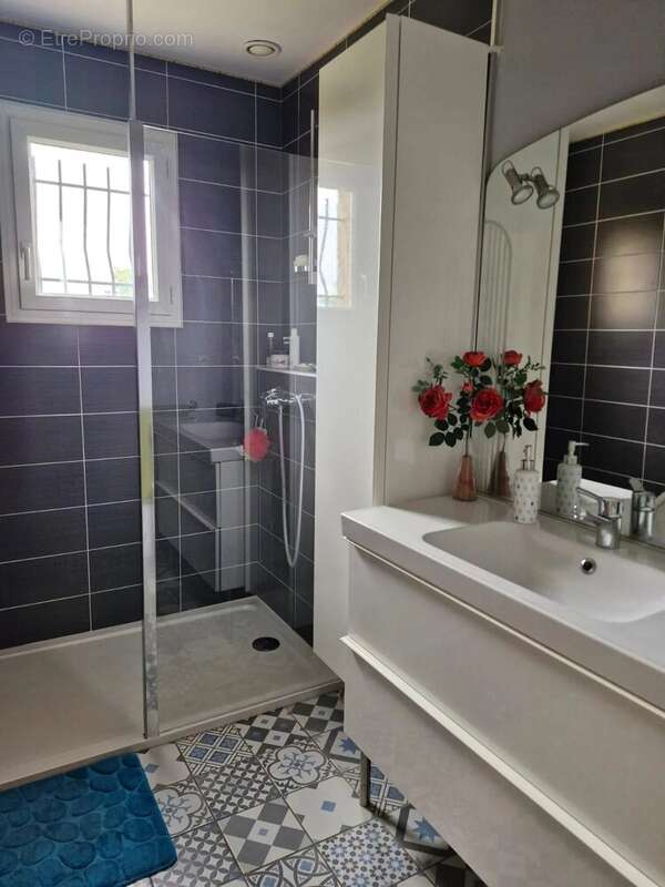 Maison à MONTMERLE-SUR-SAONE