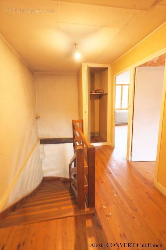 Maison à PONT-D'AIN