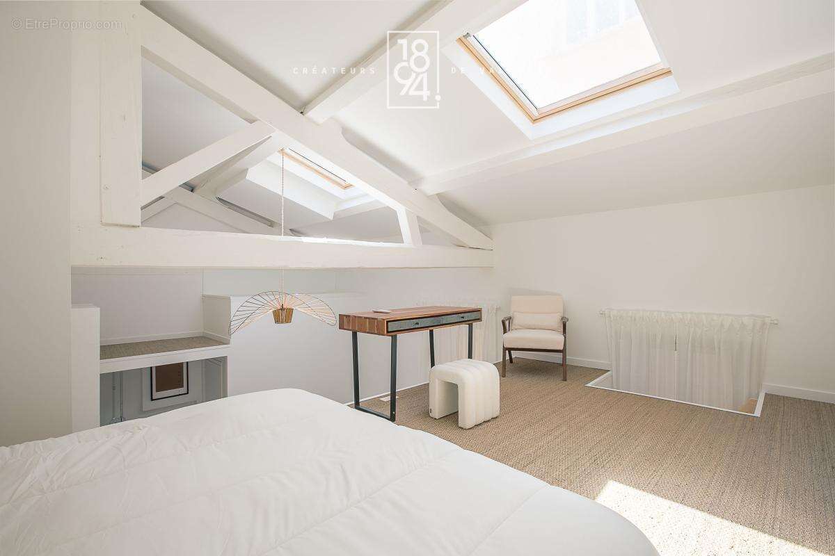 Appartement à MARSEILLE-7E