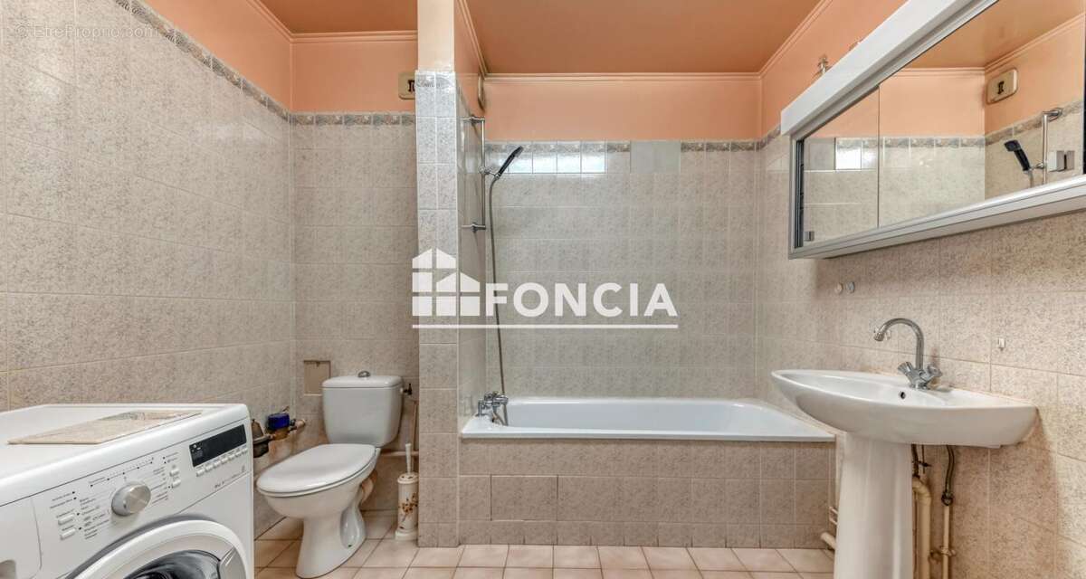 Appartement à LYON-7E