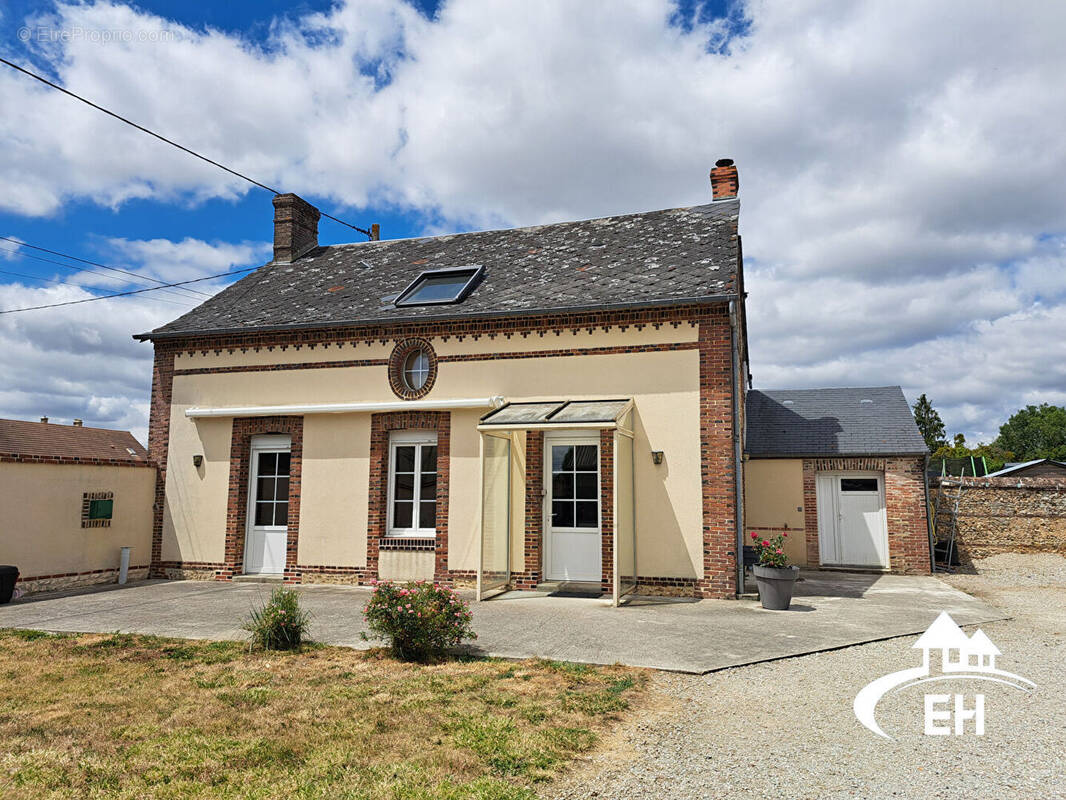 Maison à L'AIGLE