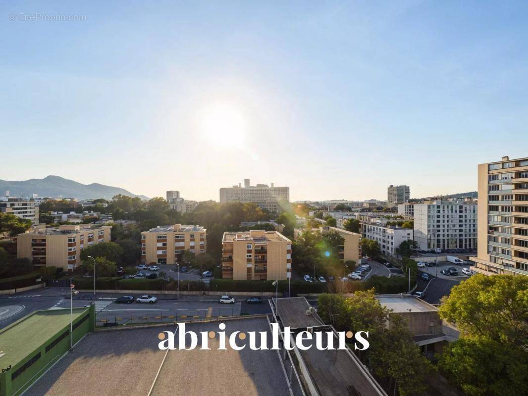 Appartement à MARSEILLE-9E