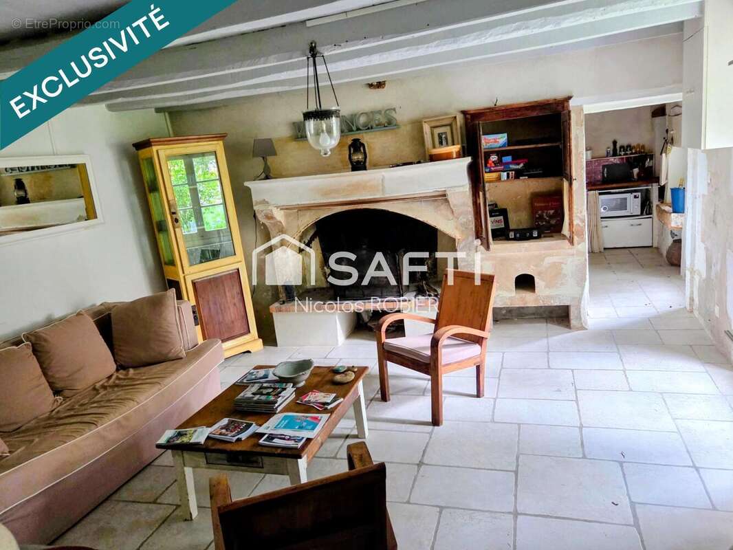 Photo 4 - Maison à AZAY-LE-BRULE